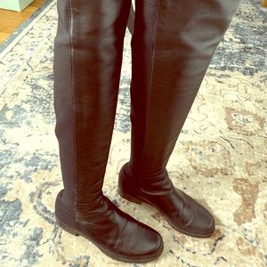 Stuart Weitzman 50/50 black leather boot - size 5